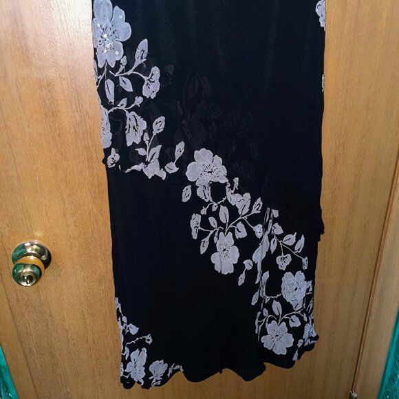 Eva Blue Asymmetrical Floral Black Dress with sequin flowers - Picture 4 of 7